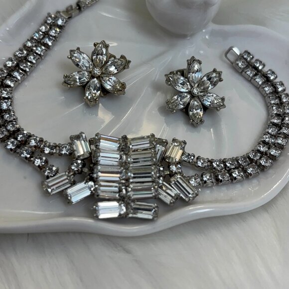 VINTAGE CLEAR RHINESTONE STAR EARRINGS & BRACELET - Picture 4 of 8